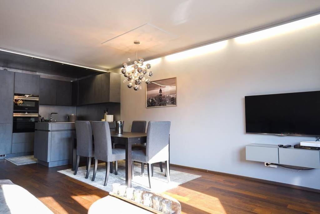 Apartment Stunning High-end 2 Bedroom Near Center Wien